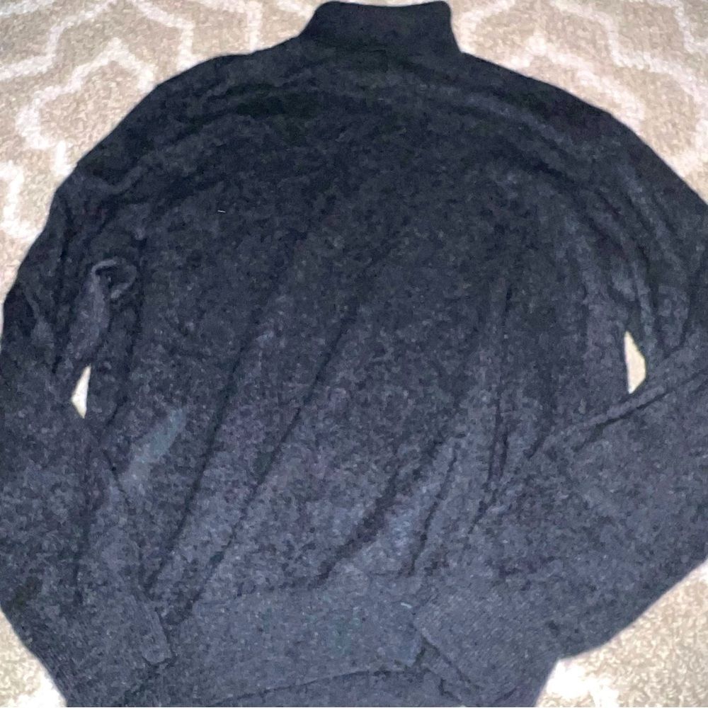 Joseph A Banks cashmere shirt size M